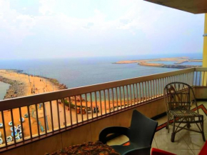 Apatment 5 Stars - Sea View - in front of Tivoli Dome Alex